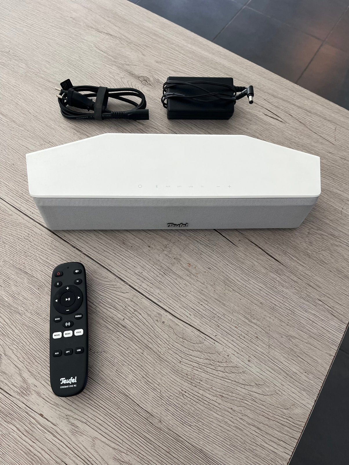 Teufel Cinebar One - Comapacte soundbar - met Surround sound, Ophalen of Verzenden, Bluetooth, Zo goed als nieuw