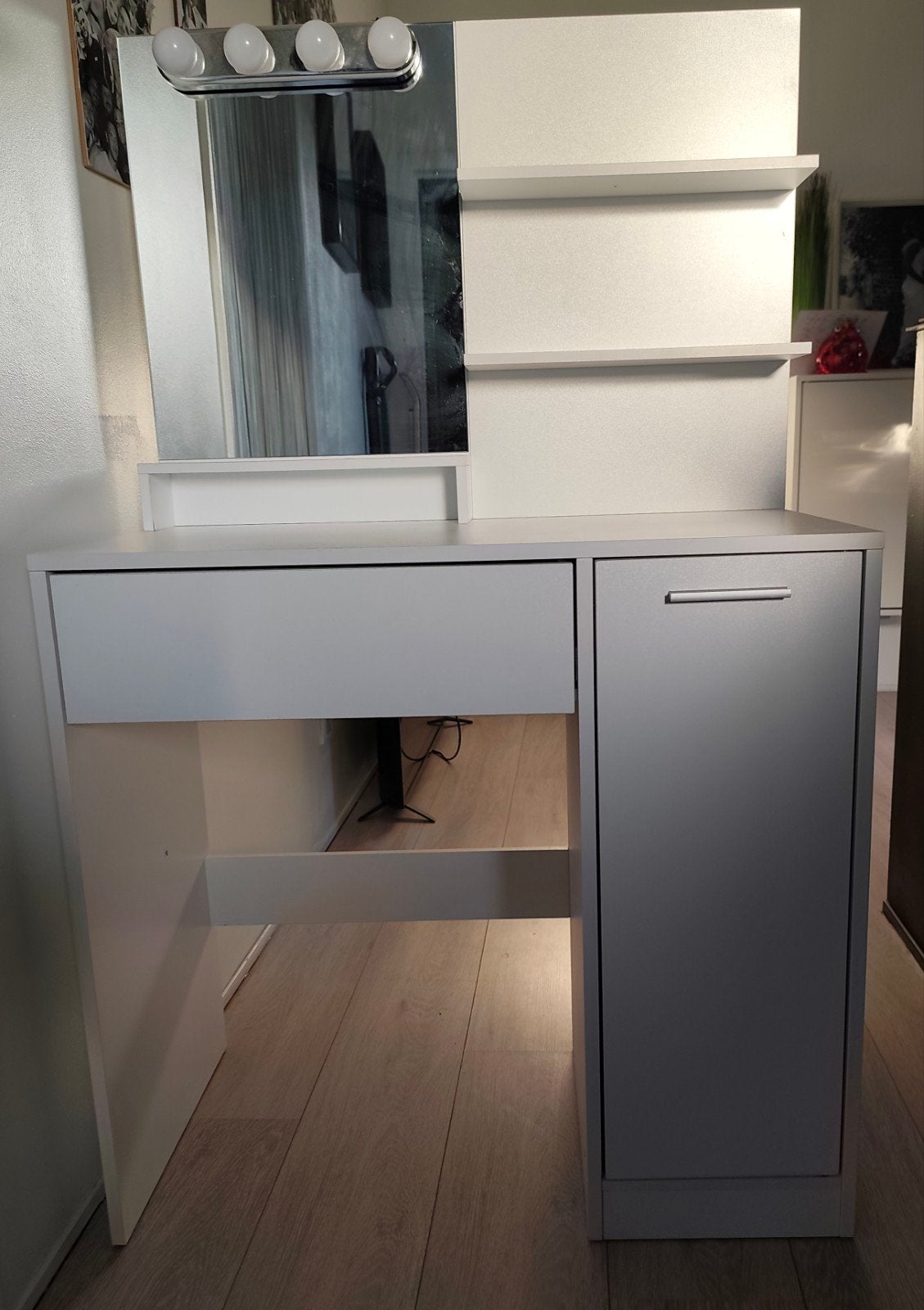 make up tafel, Ophalen