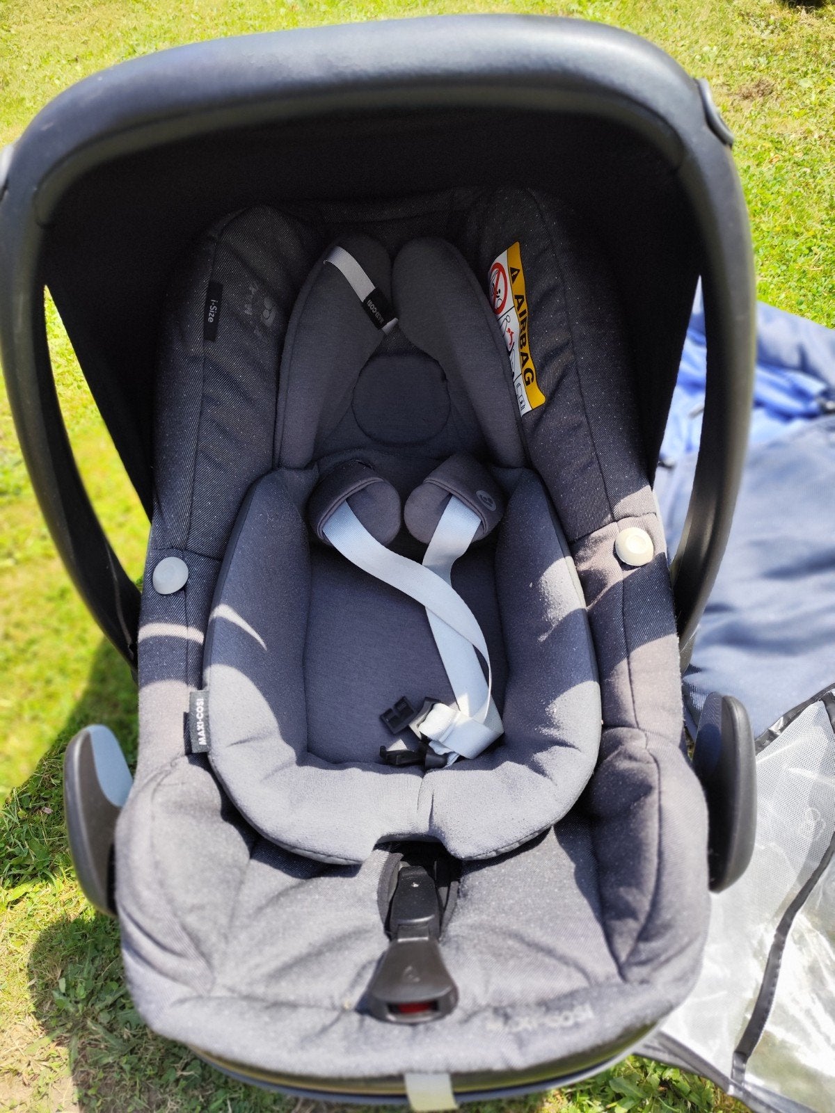 Maxi-Cosi met regenhoes en wintertas, Ophalen, Maxi-Cosi, Isofix