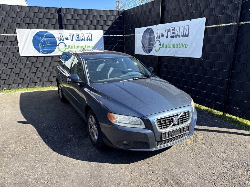 PHARE / OPTIQUE AVANT DROIT Volvo V70 (BW) (01-2007/04-2016), Info@volvocars.com, Volvo Car Germany GmbH, Siegburger Straße 229
50679  Köln, DE