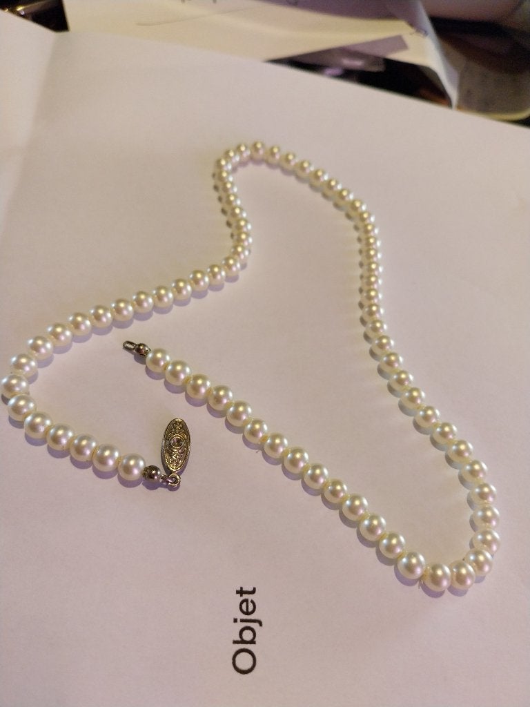 NIEUWE PARELKETTING VAN CHRISTIAN DIOR, Ophalen of Verzenden, Nieuw, Wit, Steen of Mineraal