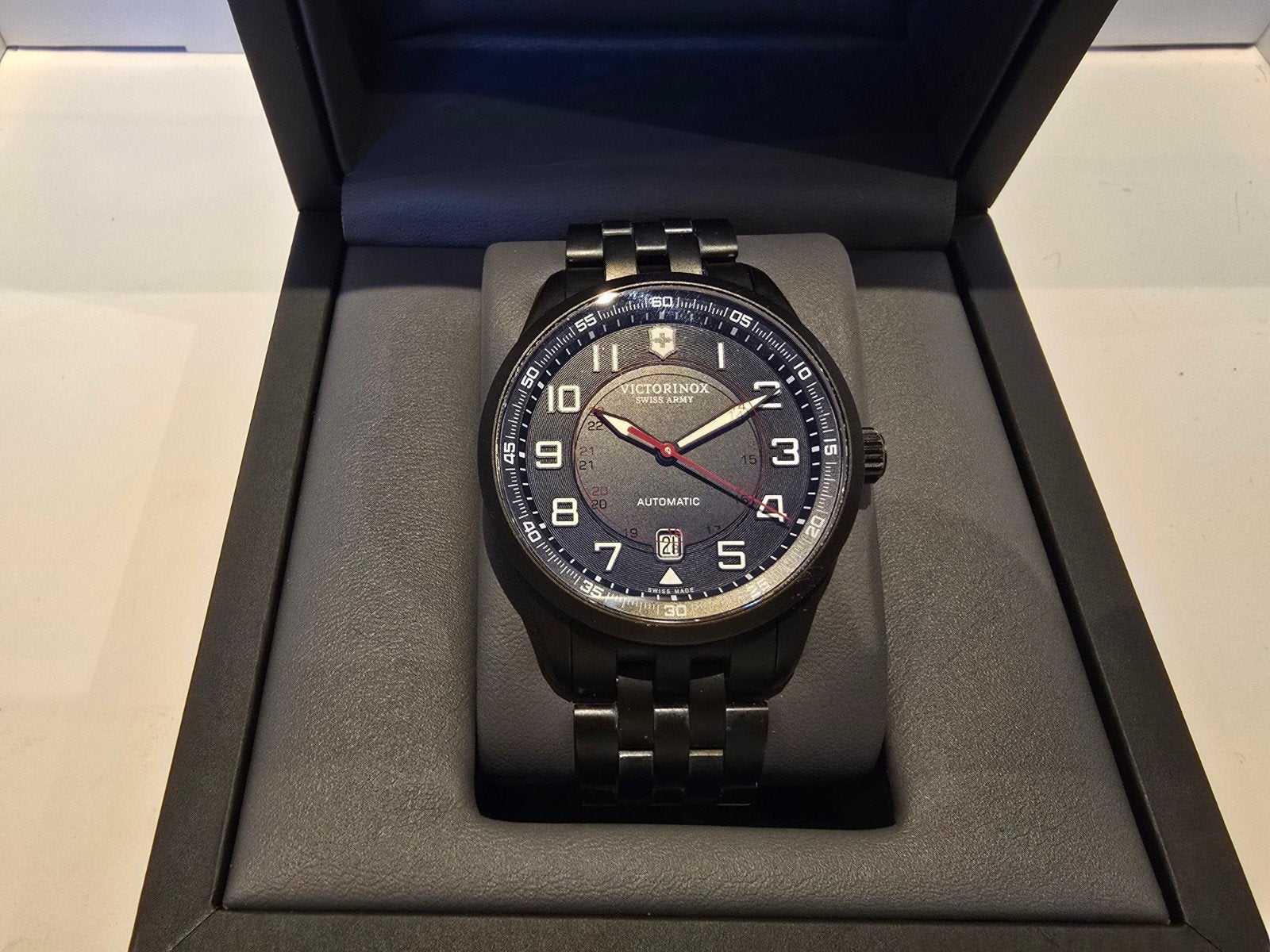 Victorinox Swiss Army AirBoss, Handtassen en Accessoires, Overige merken, Staal, Staal, Polshorloge