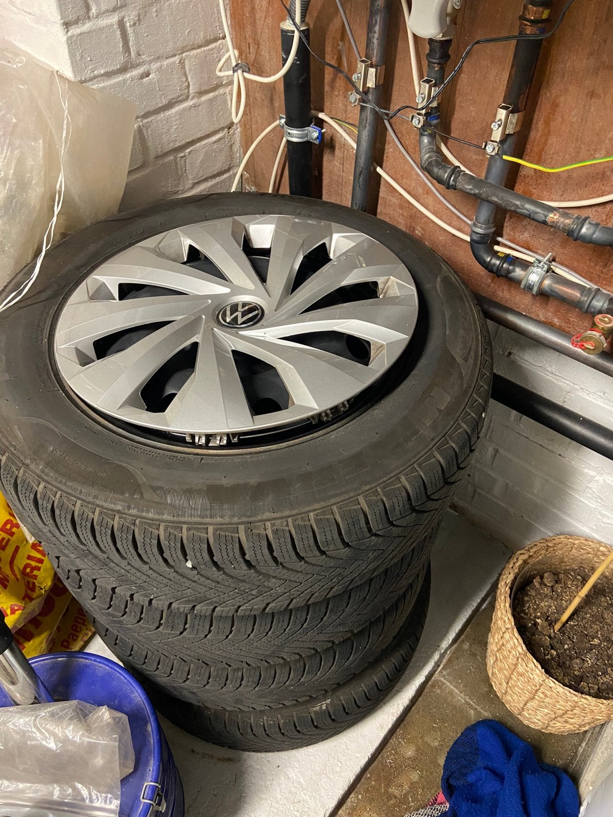 Pneus hiver 185/65 R15, Enlèvement, Comme neuf