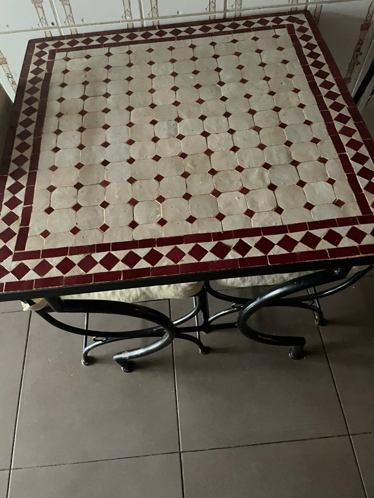 Table en fer forgé et chaises, Enlèvement, Comme neuf