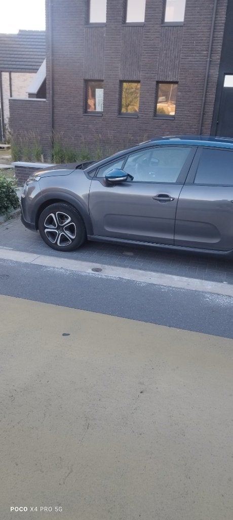 10.000, Autos, Argent ou Gris, Achat, Euro 6, Boîte manuelle
