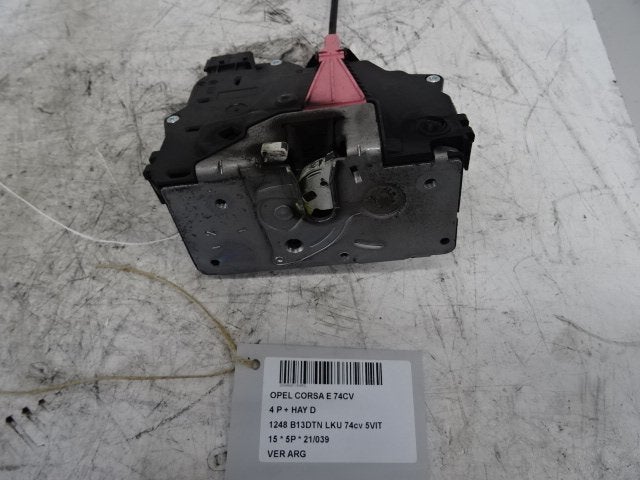 SERRURE DE PORTE ARRIÈRE GAUCHE Opel Corsa E (13431842), Arrière, Opel, Opel Automobile GmbH, Utilisé