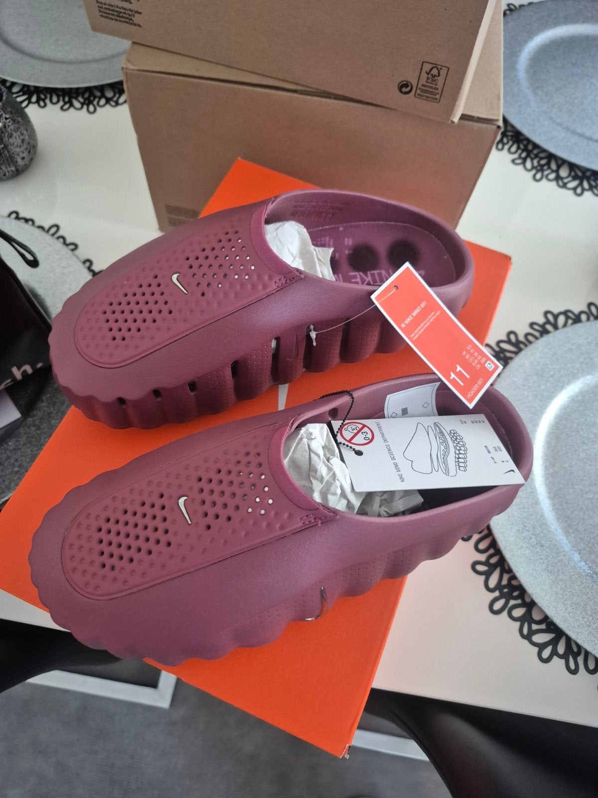 nike mind001, Enlèvement ou Envoi
