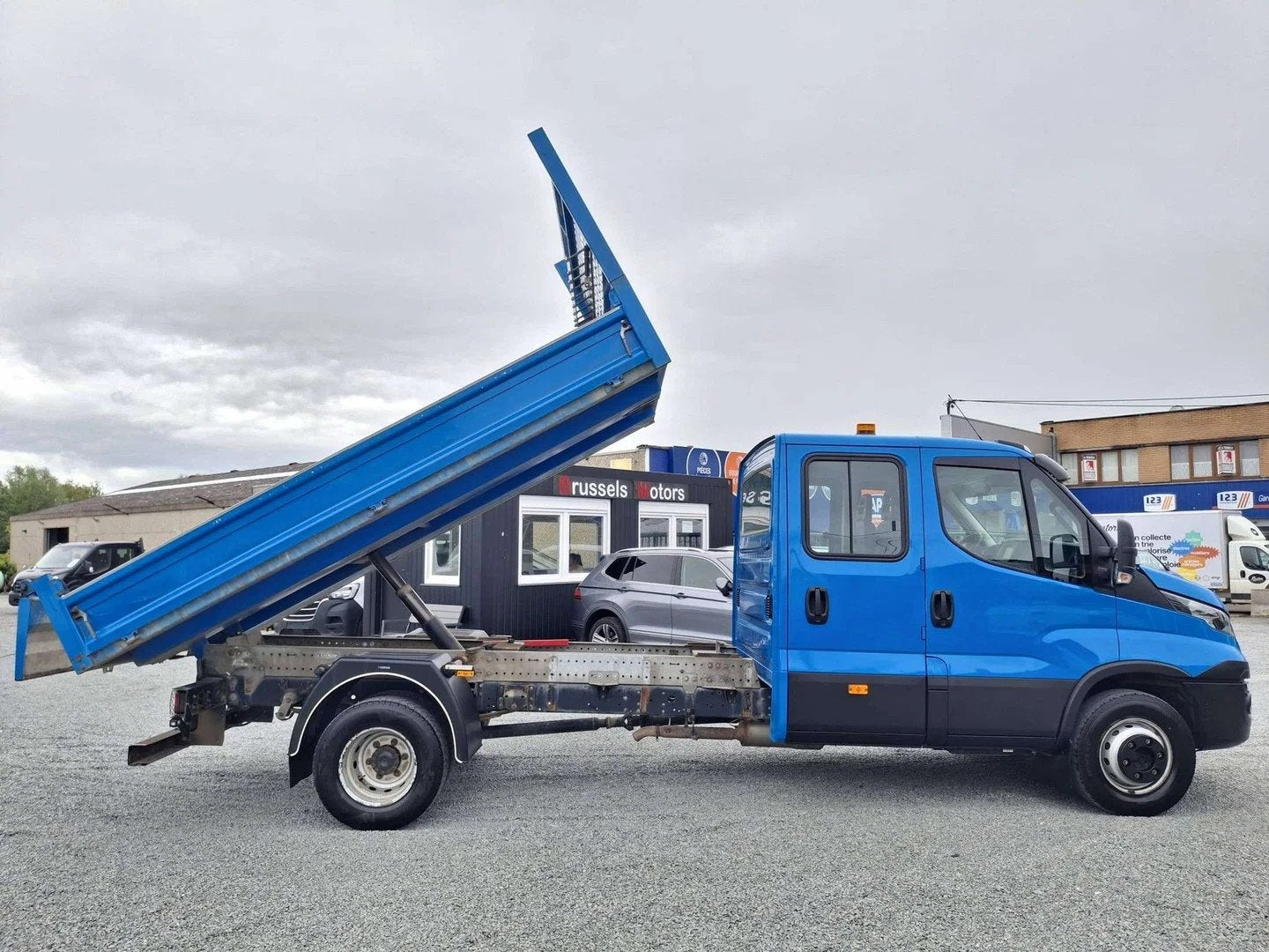Iveco Daily 70C21 Hi-Matic 6places, Achat, Entreprise, Iveco, Noir
