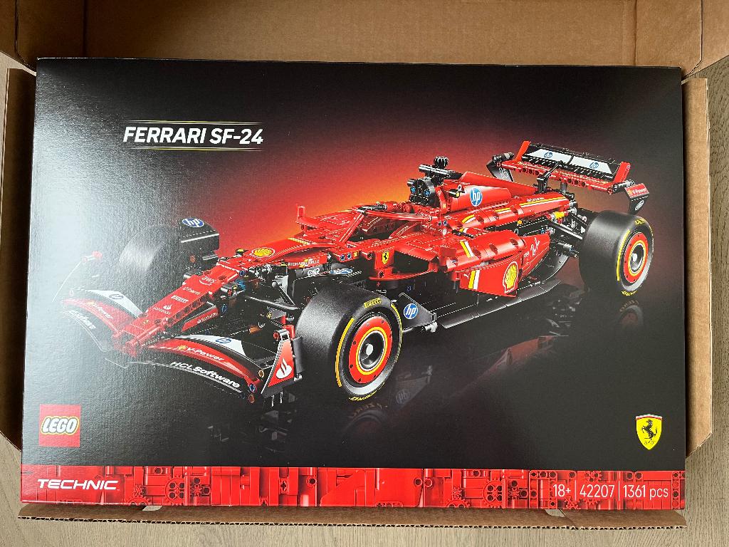 Lego Ferrari SF-24 F1 auto (42207) sealed, Ophalen of Verzenden, Nieuw, Complete set, Lego
