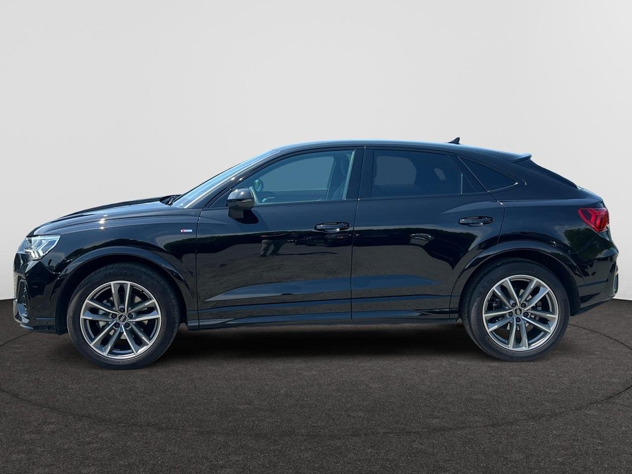 Audi Q3 Sportback 35 TFSI Sport Edition, Auto's, 152 g/km, Handgeschakeld, SUV of Terreinwagen, Zilver of Grijs