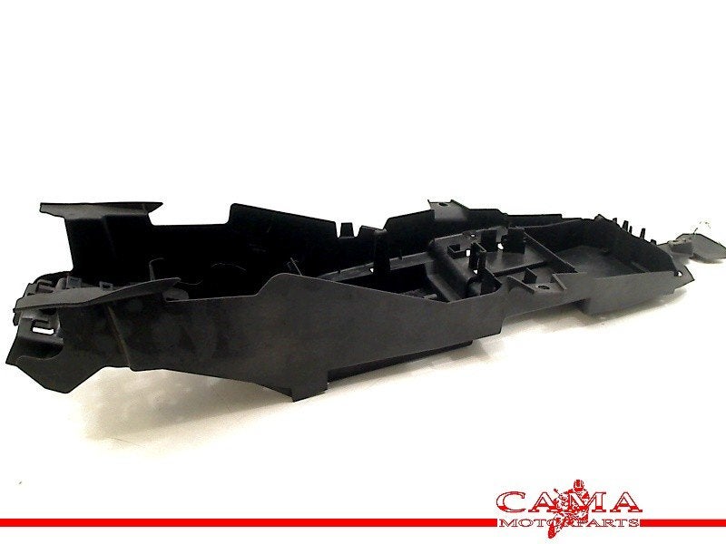 BAC A BATTERIE Yamaha MT 09 2014-2017 (1RC-82112B-00), Dhr. S. di Majo, Utilisé, Info@cama-motorparts.nl, P.J. Troelstraweg 8 8
3144 CX  MAASSLUIS, NL