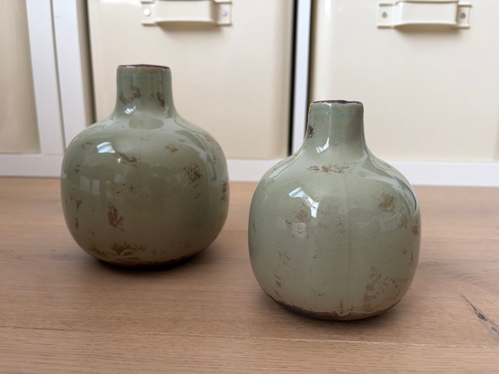 Lot de 2 vases en céramique decoratifs, Enlèvement, Comme neuf, Vert