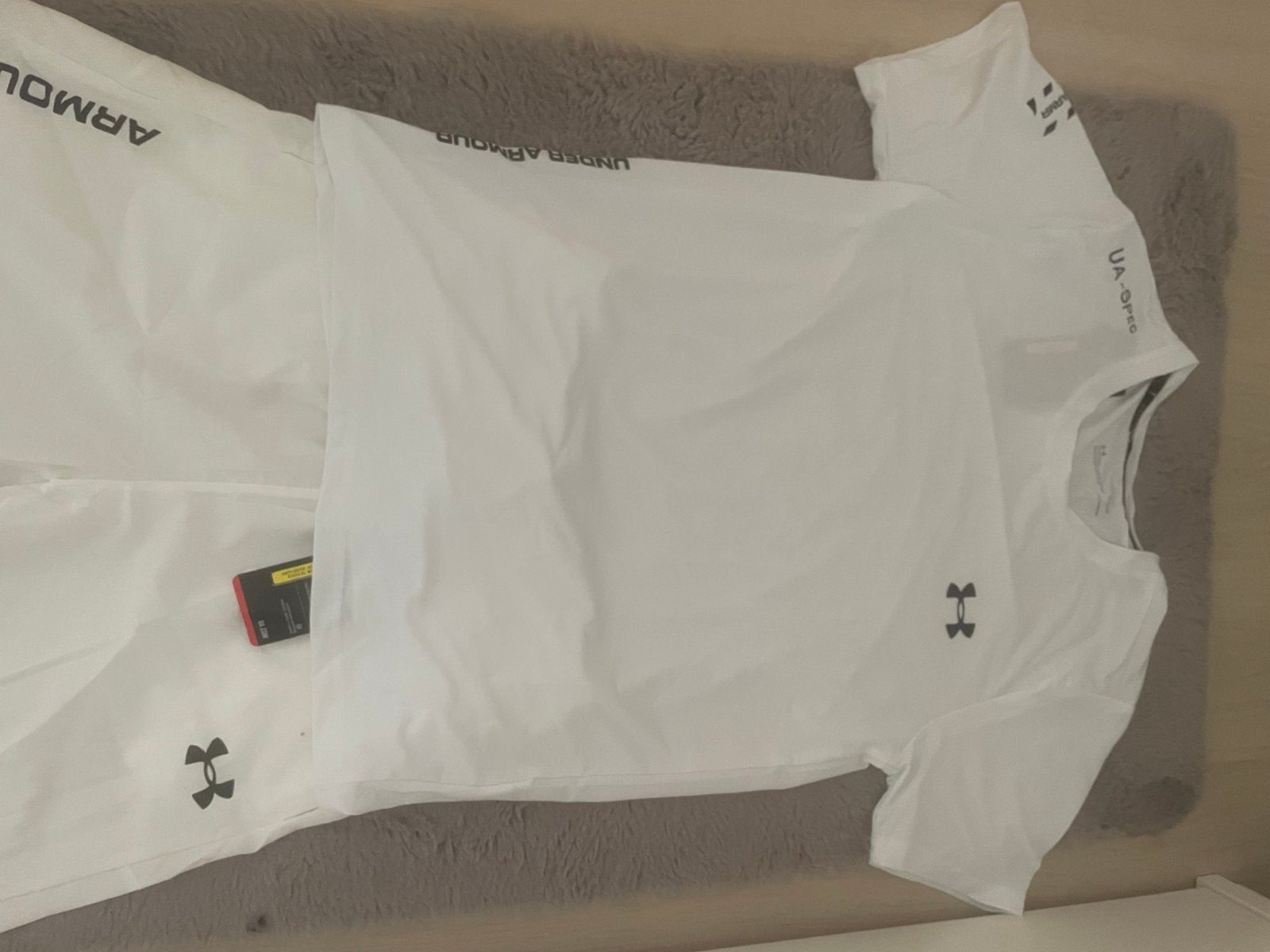 Ensemble under armour blanc M, Envoi, Comme neuf, Blanc