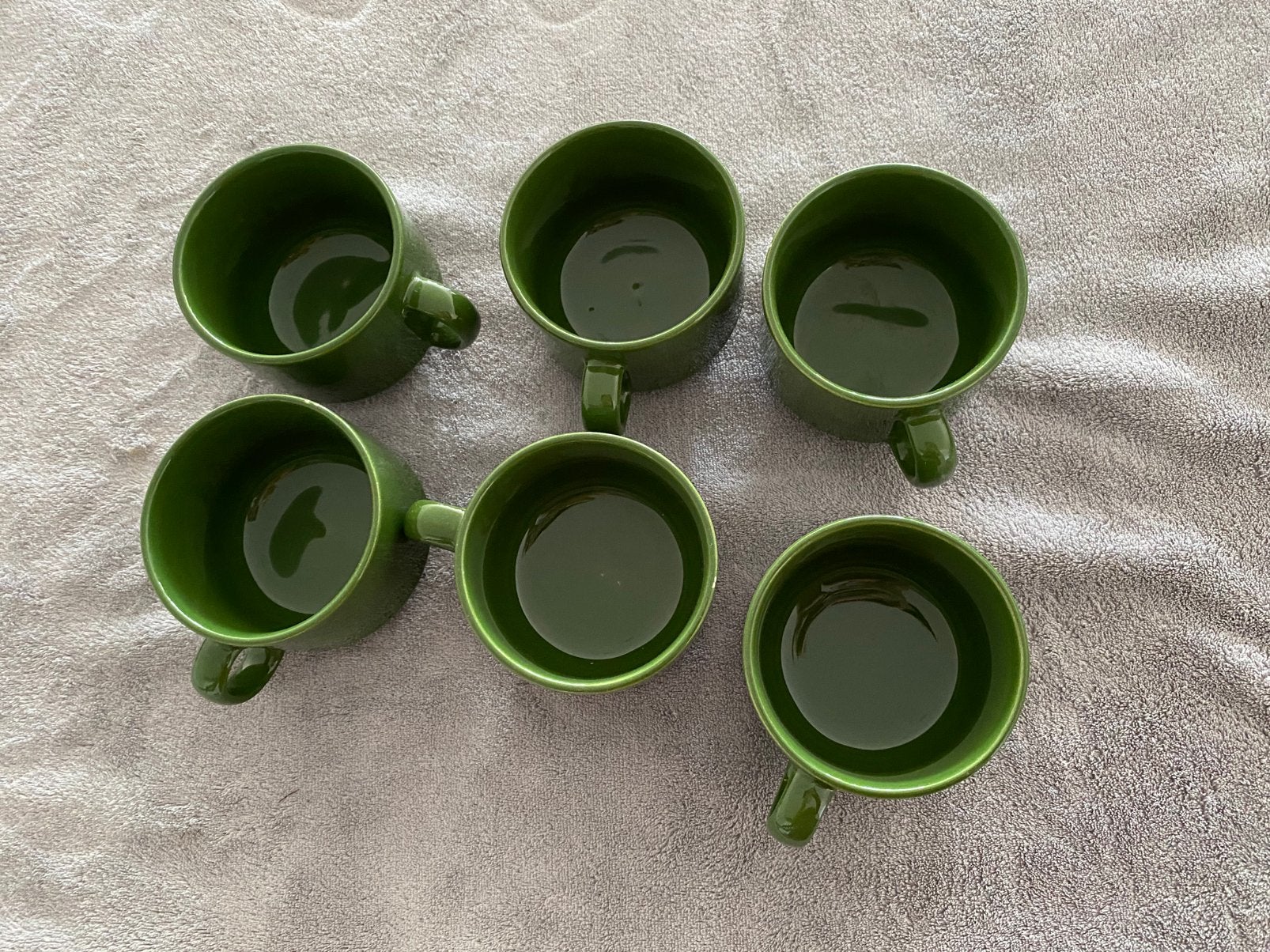 6 groene tassen, Enlèvement, Comme neuf