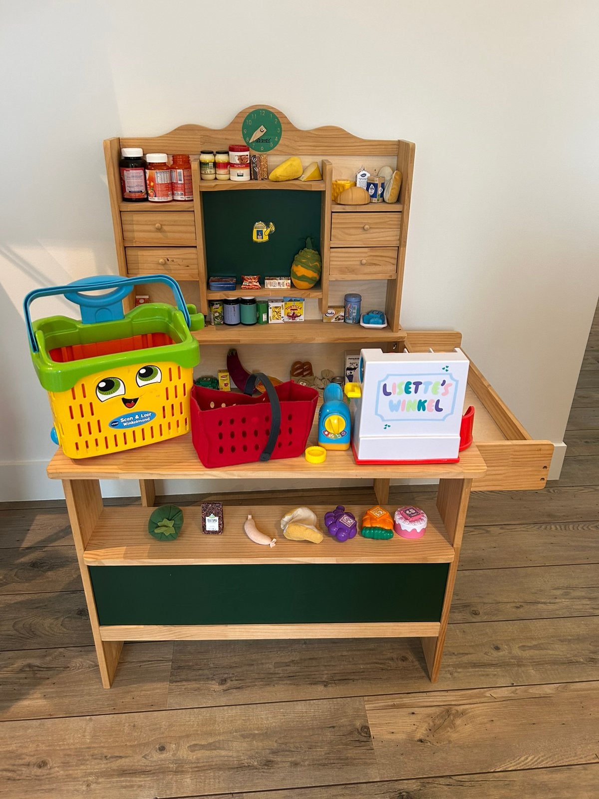 Kinderwinkel uitgerust met toebehoren, Enlèvement, Comme neuf