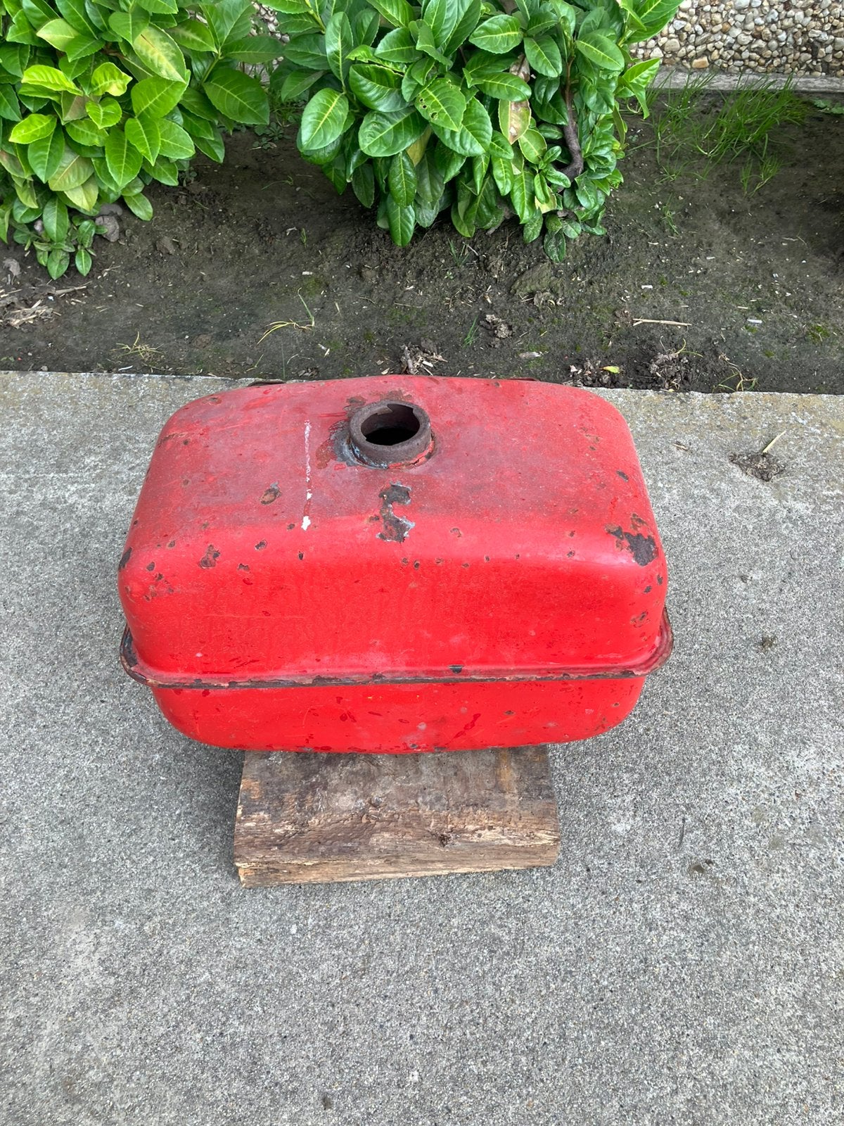 Brandstoftank, Zakelijke goederen, Ophalen