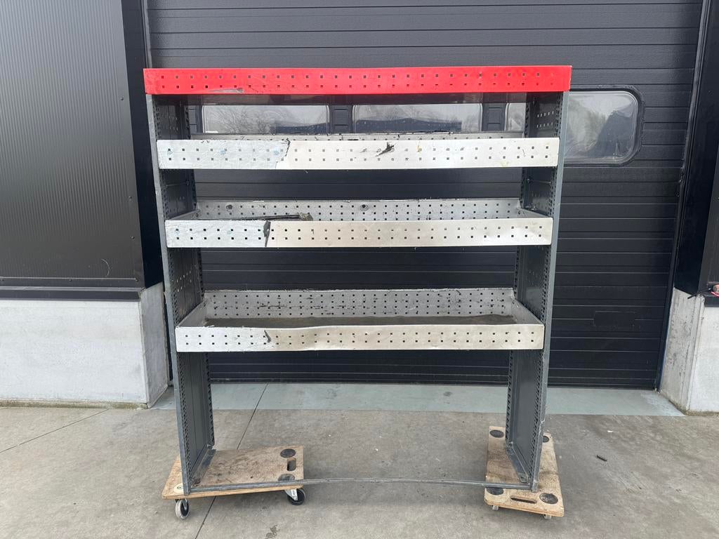 Inrichtingsrek voor bestelwagen, Ophalen, Gebruikt