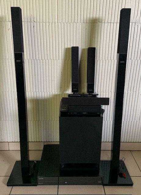 Sony BDV-IZ1000W 7.1 1000W 3D Zwart home cinema-systeem, TV, Hi-fi & Vidéo, Ensembles home-cinéma, Utilisé, Lecteur Blu-ray, Système 7.1