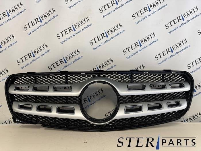 Calandre d'un Mercedes GLA (9982), Autos : Pièces & Accessoires, Carrosserie & Tôlerie, 3 mois de garantie, Utilisé, -, -
