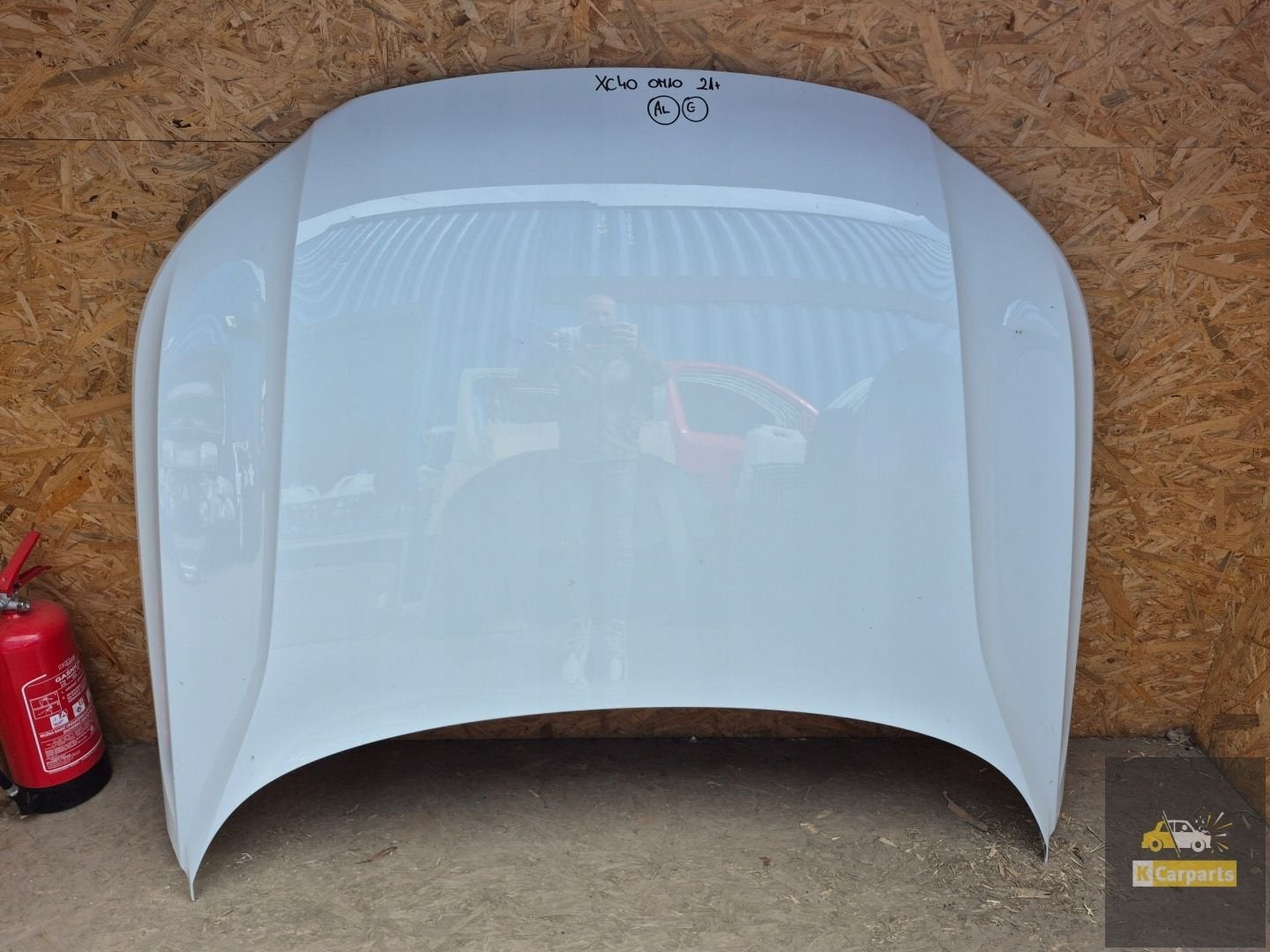 Capot de Volvo XC40, Gunnar Engellaus vag 8
405 31  Gothenburg, SE, Info@volvocars.com, Volvo Car Corporation, Capot moteur