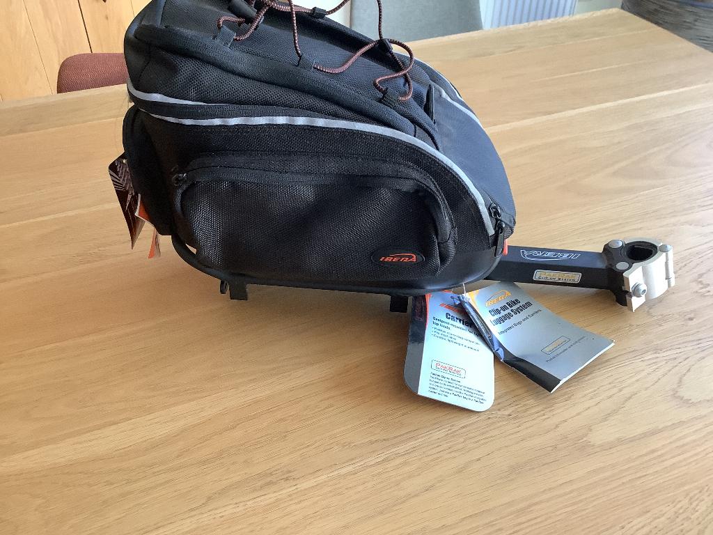 Pakdrager fiets met clip on tas, Fietsen en Brommers, Ophalen of Verzenden, Nieuw
