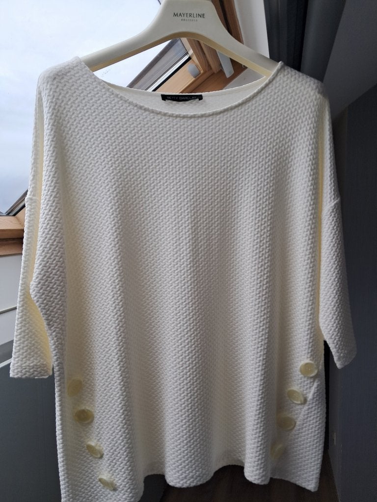 Betty Barclay blouse in gebroken wit maat 44, Kleding | Dames, Wit, Maat 42/44 (L), Betty Barclay, Ophalen of Verzenden