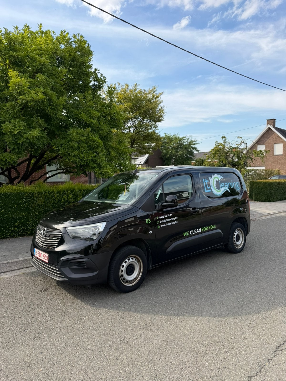 Opel Combo (2021), Auto's, Stof, Euro 6, Zwart, 56 kW