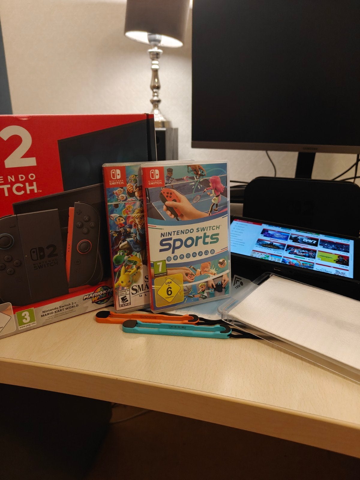 Switch 2+ 256GB SD + meer!

In perfecte staat, amper gebrui, Ophalen, Zo goed als nieuw, Met 2 controllers, Met games