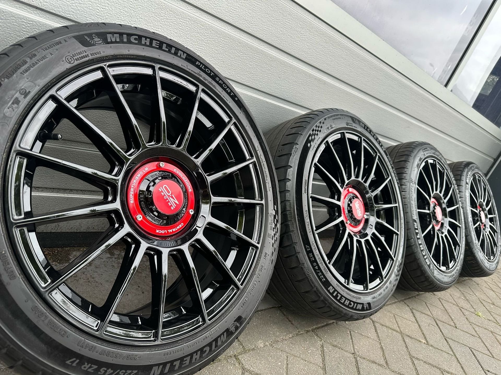 17 ” OZ Polo MK6 AW 6C 6R 9N Seat Ibiza skoda kamiq velgen, Auto-onderdelen, Banden en Velgen, -, -, Banden en Velgen, Nieuw