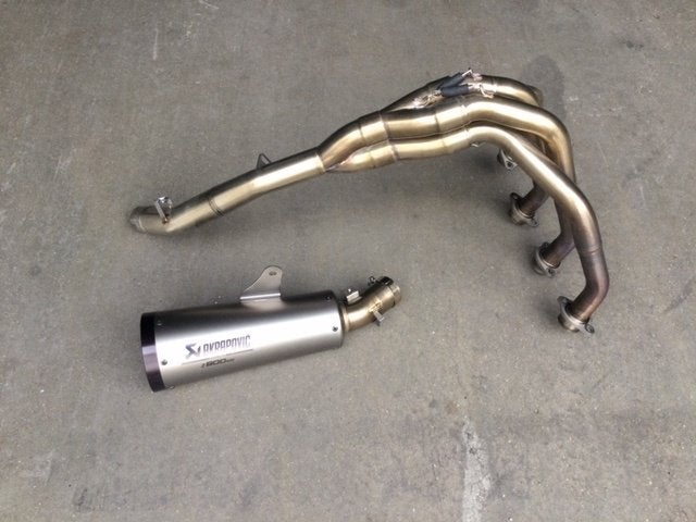 Akrapovic uitlaat lijn voor Kawasaki Z 900 RS, Motoren, Ophalen