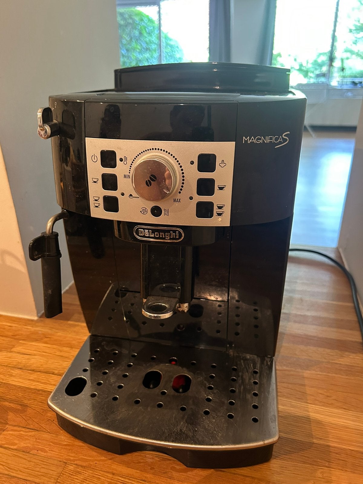 Machine à café automatique De’Longhi Magnifica S – Bon état, Ophalen, Zo goed als nieuw