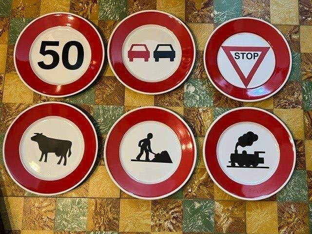 6 eetborden, met verkeersbord motief, Porcelanas Costa, Ophalen, Porselein