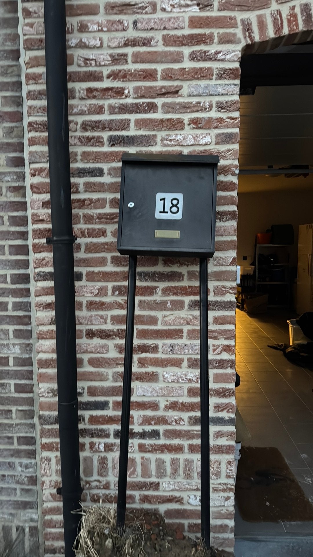 Brievenbus op palen gratis af te halen, Enlèvement, Utilisé, Sur pied