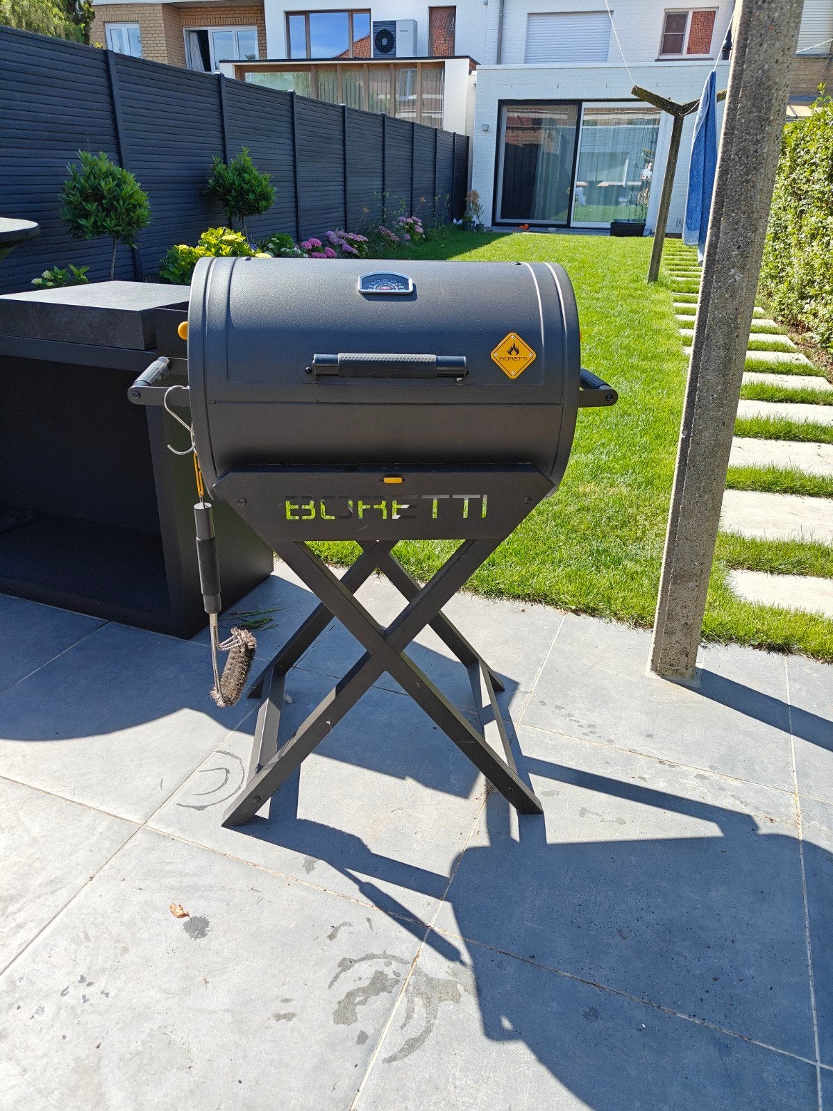 Boretti Fratello 2.0 BBQ, Enlèvement