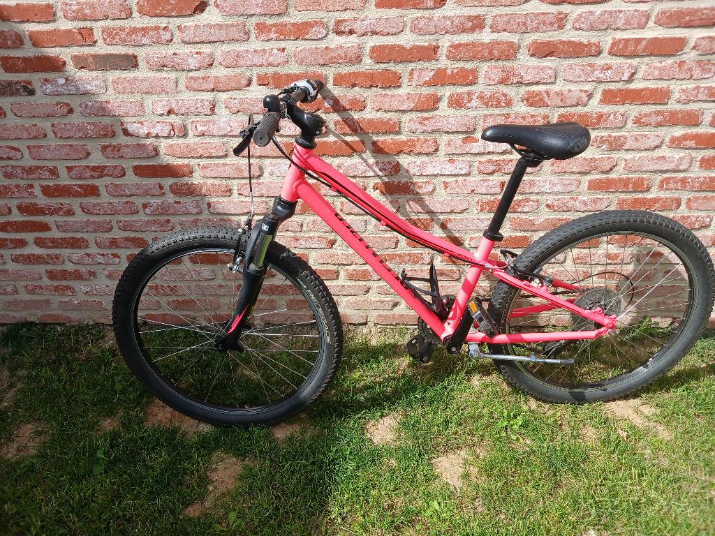 Specialized hotrock 24inch meisje, Fietsen en Brommers, Fietsen | Meisjes, Velgrem, Versnellingen, Ophalen, Specialized