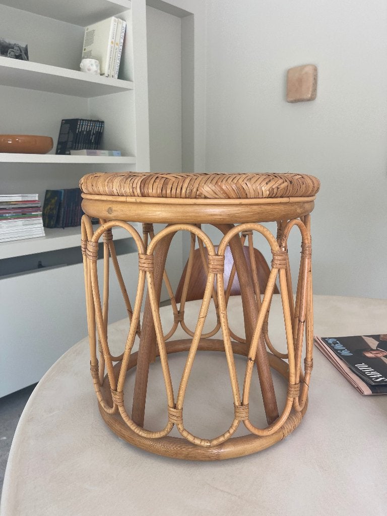 Rieten krukje Bonton, Huis en Inrichting, Krukjes, Ophalen, Zo goed als nieuw, Hout