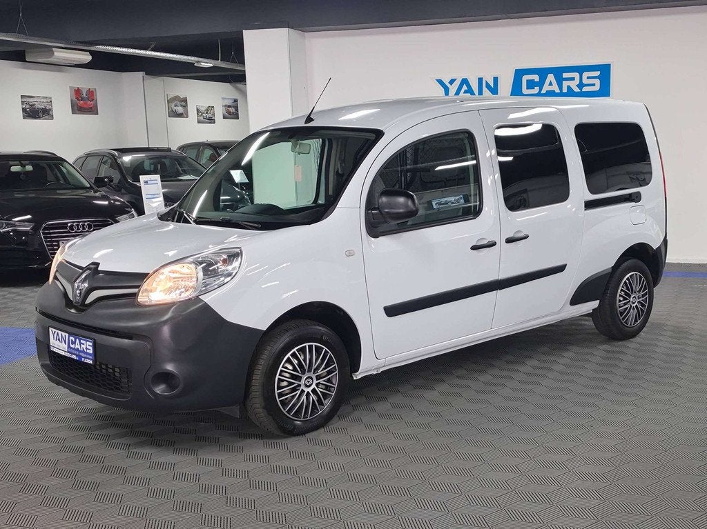 Renault Kangoo MAXI • 19 600 KM • GARANTIE 1 AN • TVA, Voorwielaandrijving, Gebruikt, 4 cilinders, 95 pk