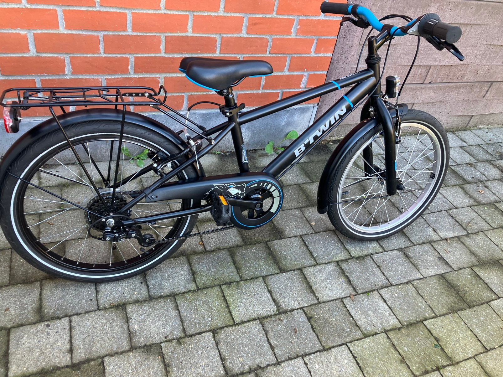 Très beau vélo pour garçon, Vitesses, Frein sur jante, Comme neuf, 20 pouces