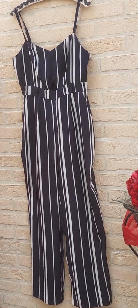 Jumpsuit maat 40 new look, Kleding | Dames, Jumpsuits, Maat 38/40 (M), New Look, Zwart, Ophalen of Verzenden