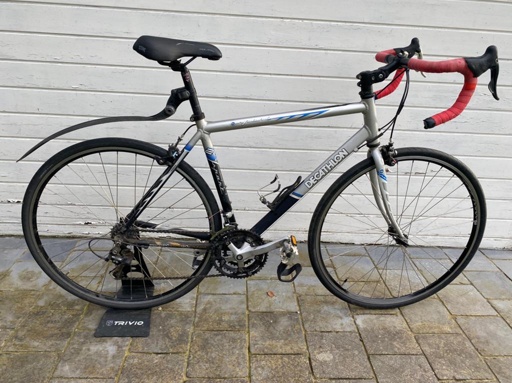 Stadsracer Decathlon, Fietsen en Brommers, Fietsen | Heren | Herenfietsen, Gebruikt, Velgrem, 49 tot 53 cm, Ophalen