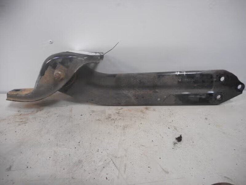 DRAAGARM ACHTER Opel Antara (LA6) (01-2006/01-2017), Bahnhofsplatz 65423 Rüsselsheim am Main, DE, Gebruikt, Opel, Opel Automobile GmbH