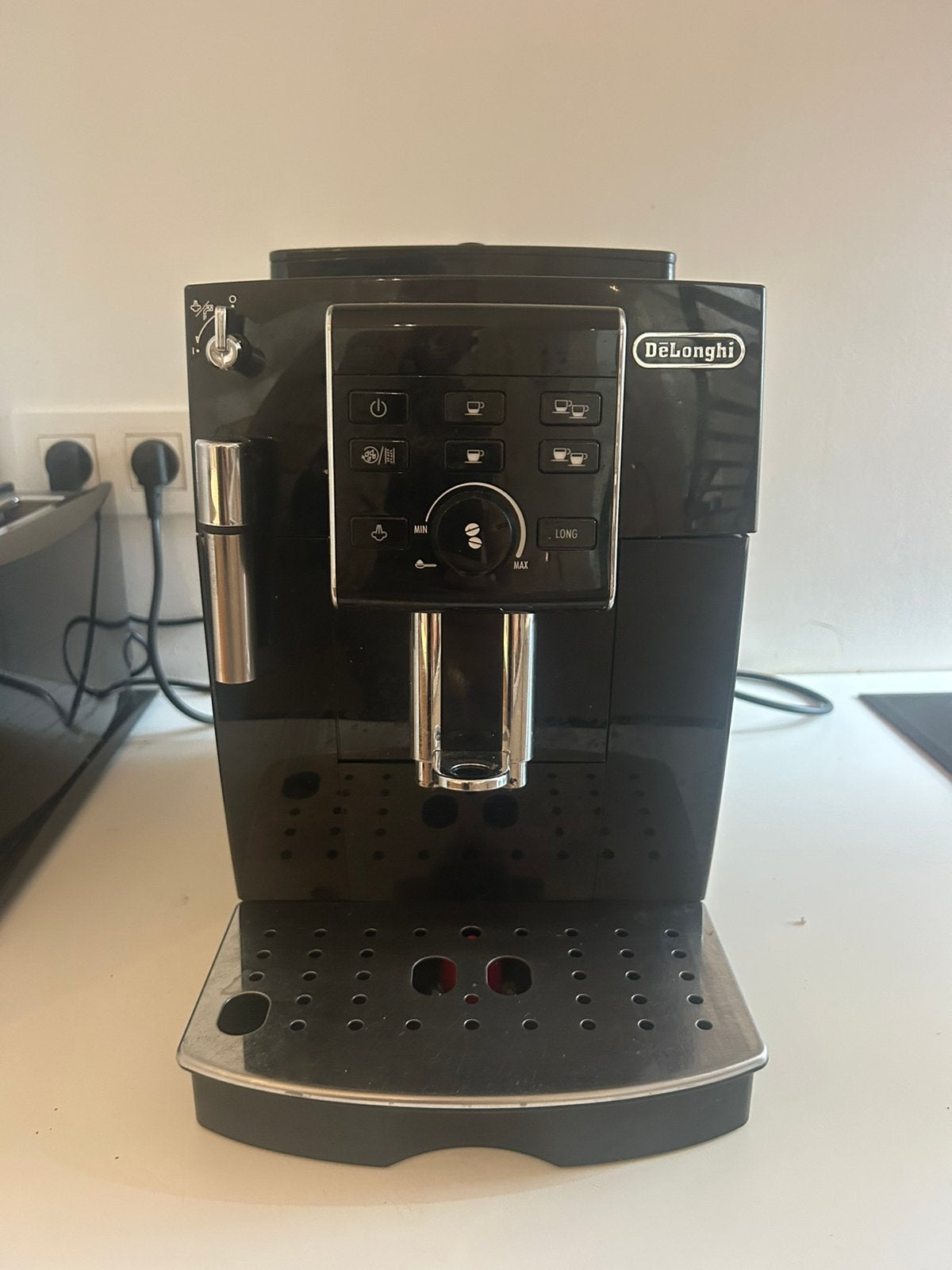 DeLonghi magnifica parfait etat, Electroménager, Enlèvement, Comme neuf