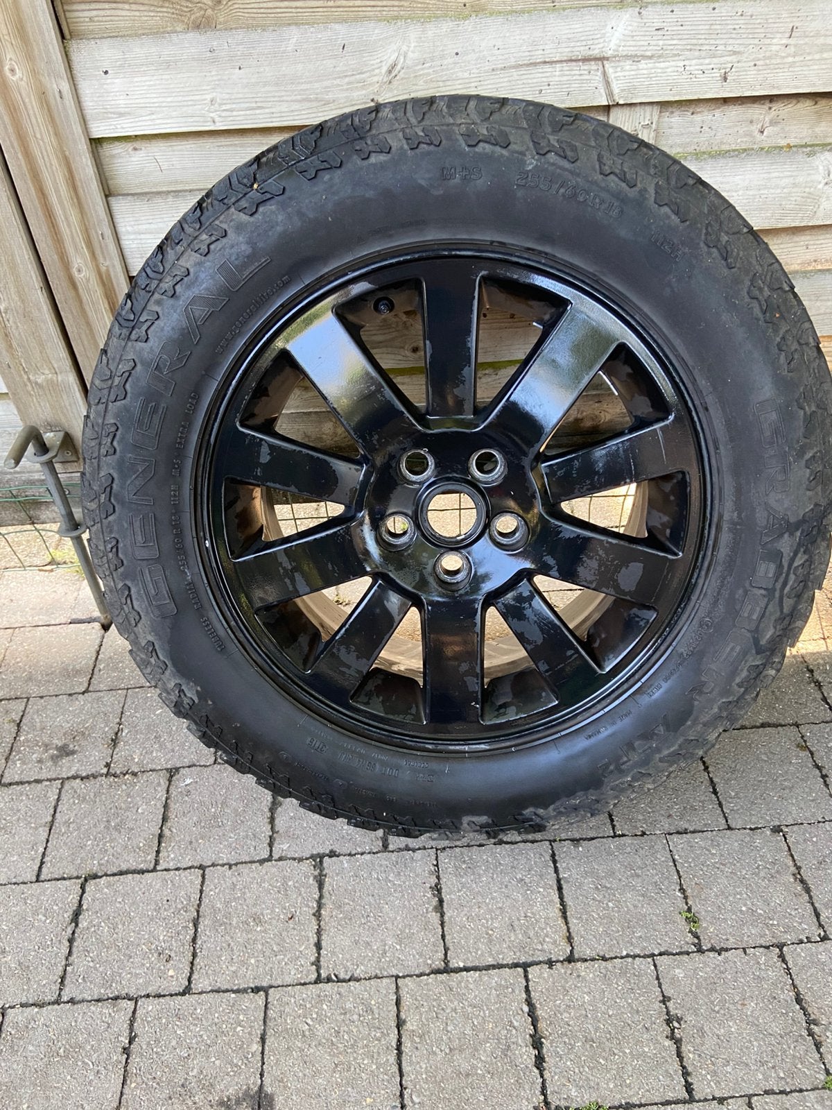 Land rover discovery 3,  4 velgen en 7 banden, Autos : Pièces & Accessoires, Pneus & Jantes, Pneus et Jantes, 18 pouces, Enlèvement