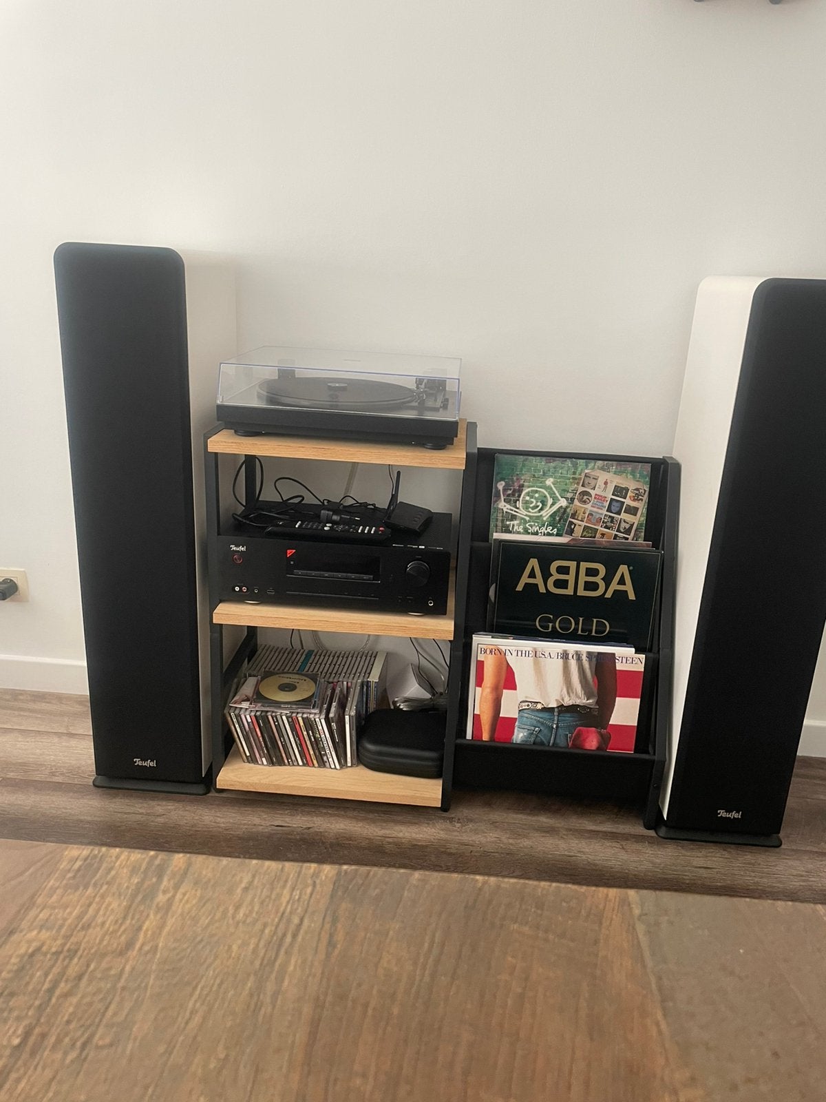 Muziekinstallatie, Ophalen, Zo goed als nieuw