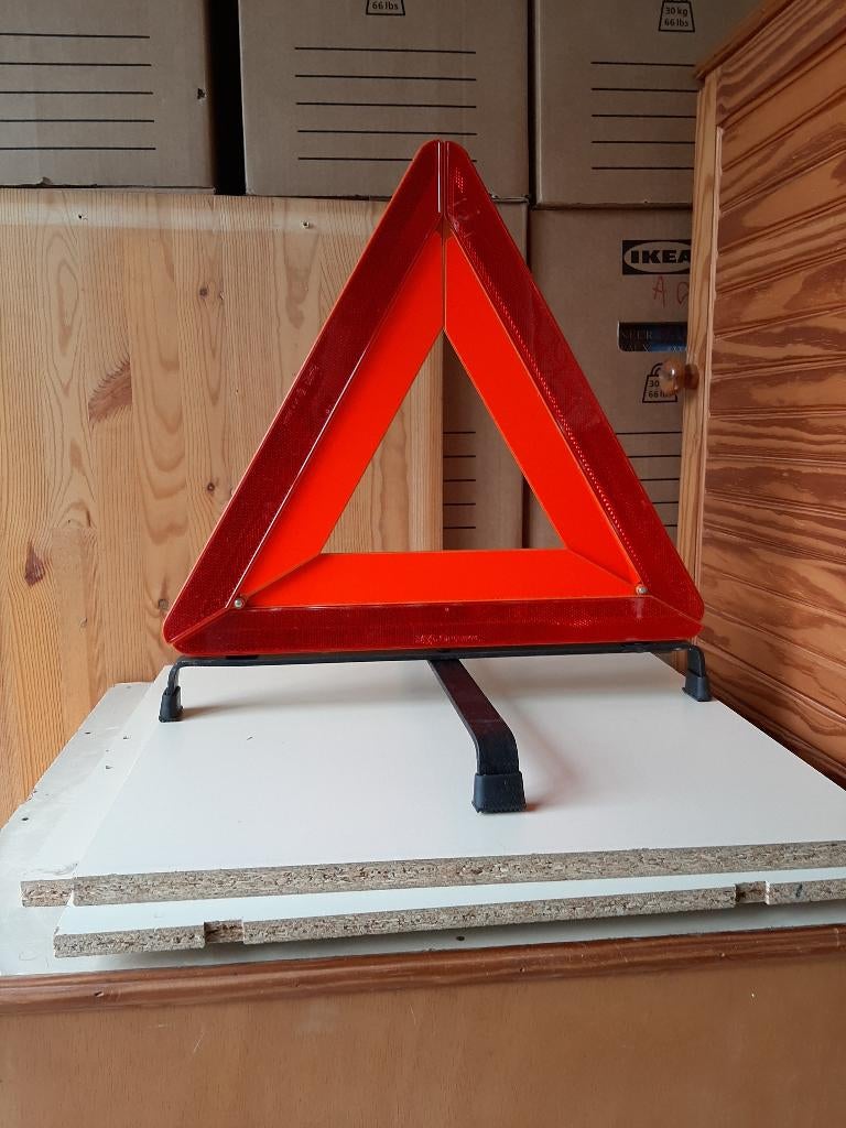 triangle signalisation auto, Enlèvement ou Envoi, Comme neuf