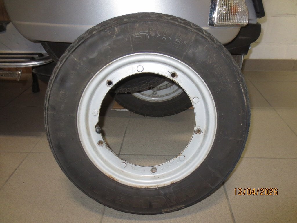 PX compleet wiel, GTS zadel, GTS zadel, chrome ring lich gts, Motoren, Motoren | Oldtimers, Scooter, 11 kW of minder, 1 cilinder
