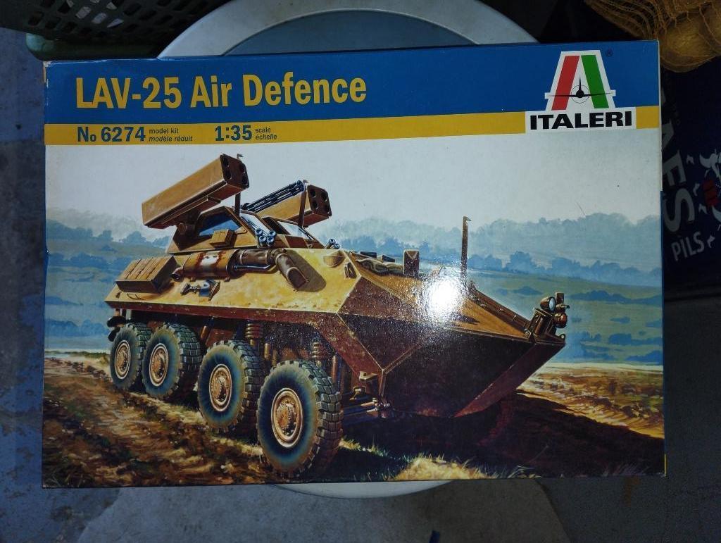 ITALERI modelbow kit N 6274 LAV - 25 Air Defence, 1:35, Ophalen, Tank, Italeri, 1:32 tot 1:50