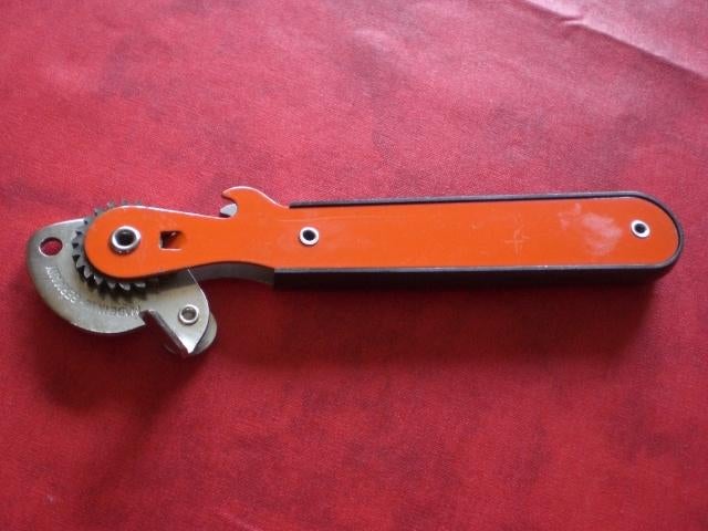 Ouvre boîtes manuelle. Ancien., Envoi