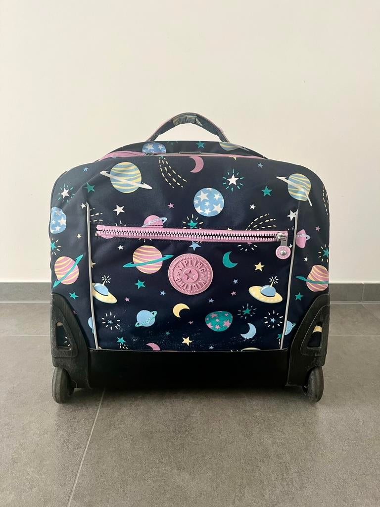 Kipling boekentas trolley, Enlèvement