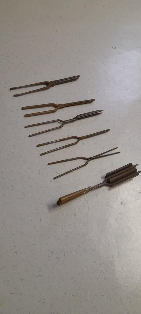 Krultangen, Antiek en Kunst, Ophalen